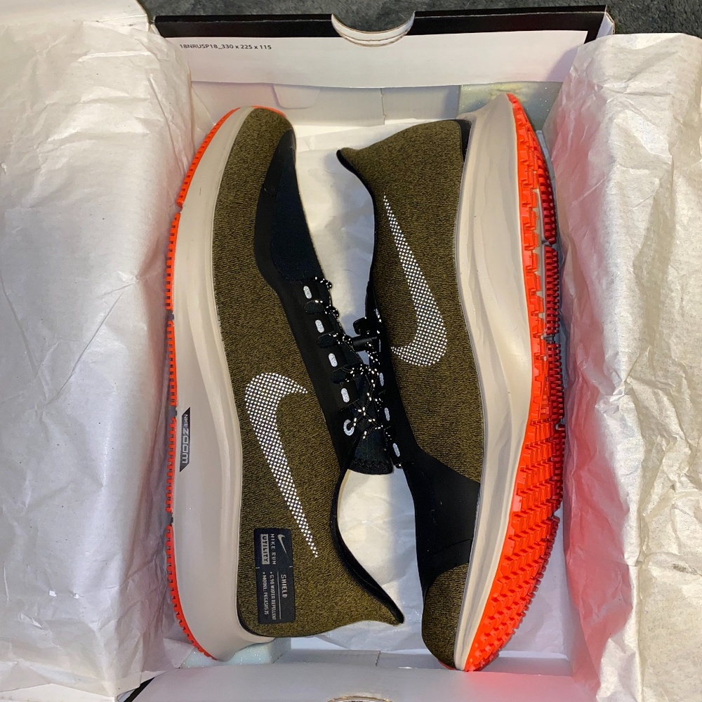 NIKE AIR ZM PEGASUS 35 SHIELD